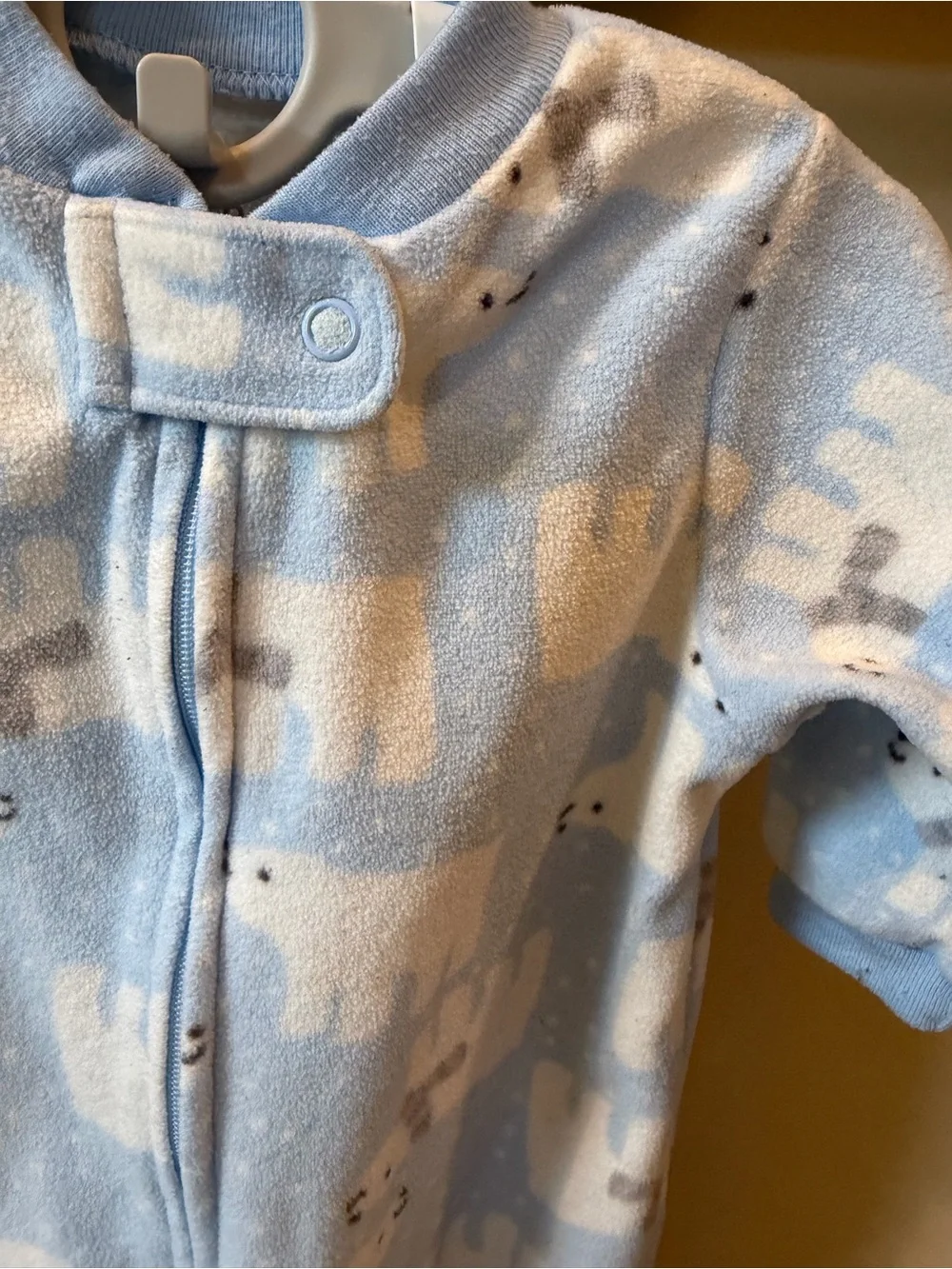 Carter's Baby Boys Footie Pajama Rompers Bundle of 2 Size 6 Months